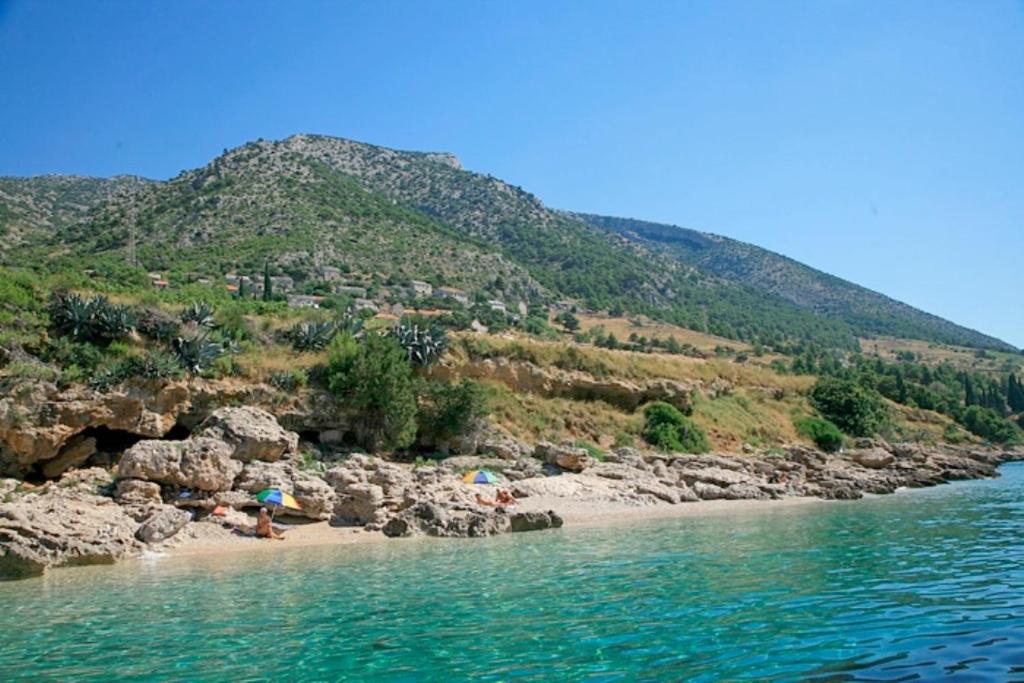 Villa Nera Bol Buitenkant foto